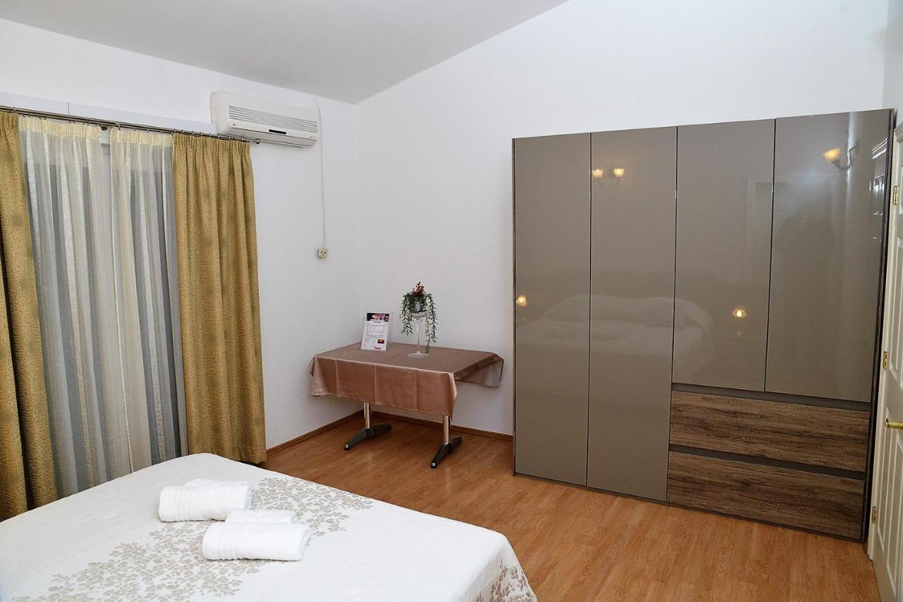 Apartments Anamarija Makarska Kültér fotó
